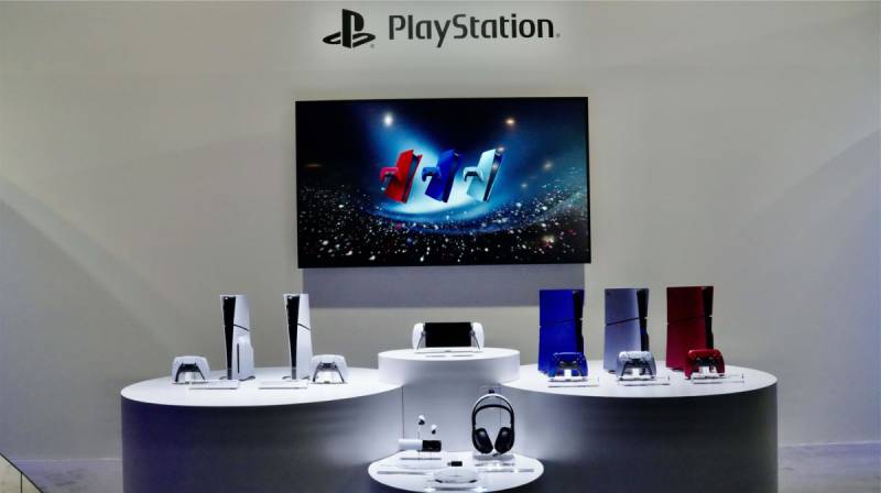 You are currently viewing Sony Unveils New PS5 Slim Colors at CES 2024